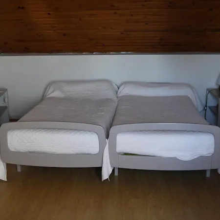 Holiday home Maison Bretonne Traditionnelle En Bord De